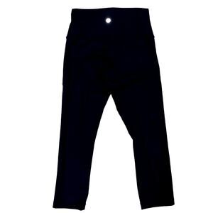 ‎Lululemon black crop athletic gym pants 6